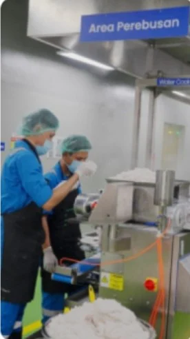 Pempek production with machines